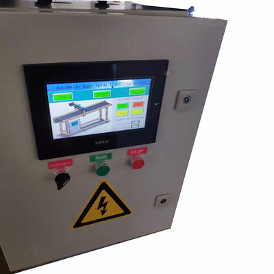 Máquina de codificação de ovos com sistema de travessia